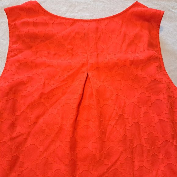 NEW Talbot's Red Sleeveless Quatrefoil Tank Blouse Size XL - Picture 4 of 7